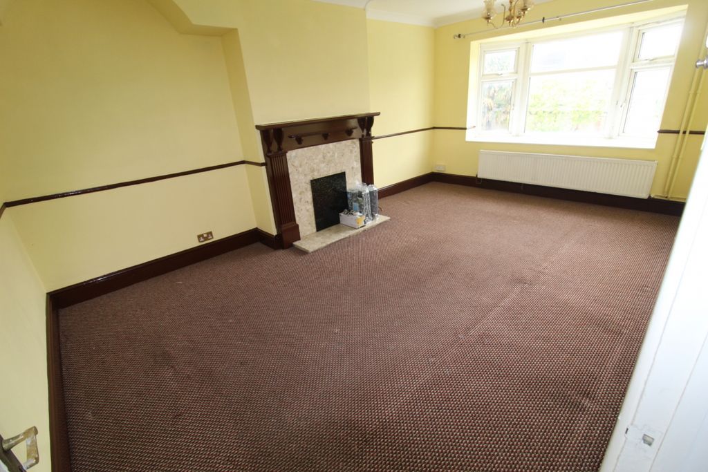 Property photo 2 of 11 Gallery