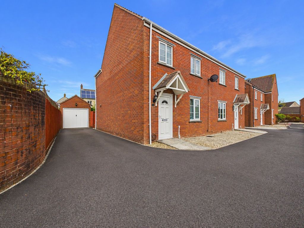 Property photo 1 of 25