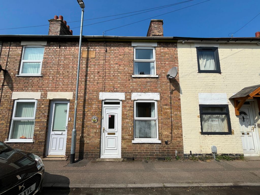 Property photo 1 of 12