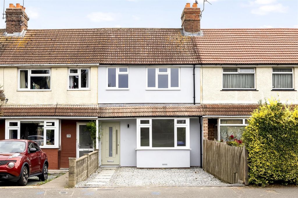 Property photo 1 of 21 Dominion Road, 136_004.Jpg