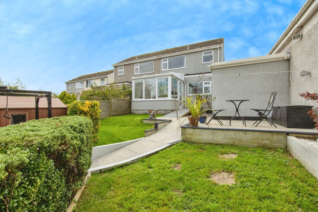 Property photo 1 of 17 Rear Garden