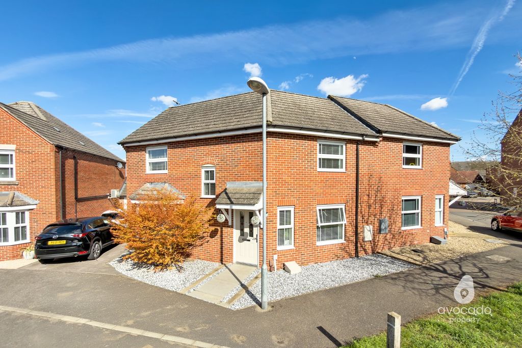 Property photo 1 of 17 5032290