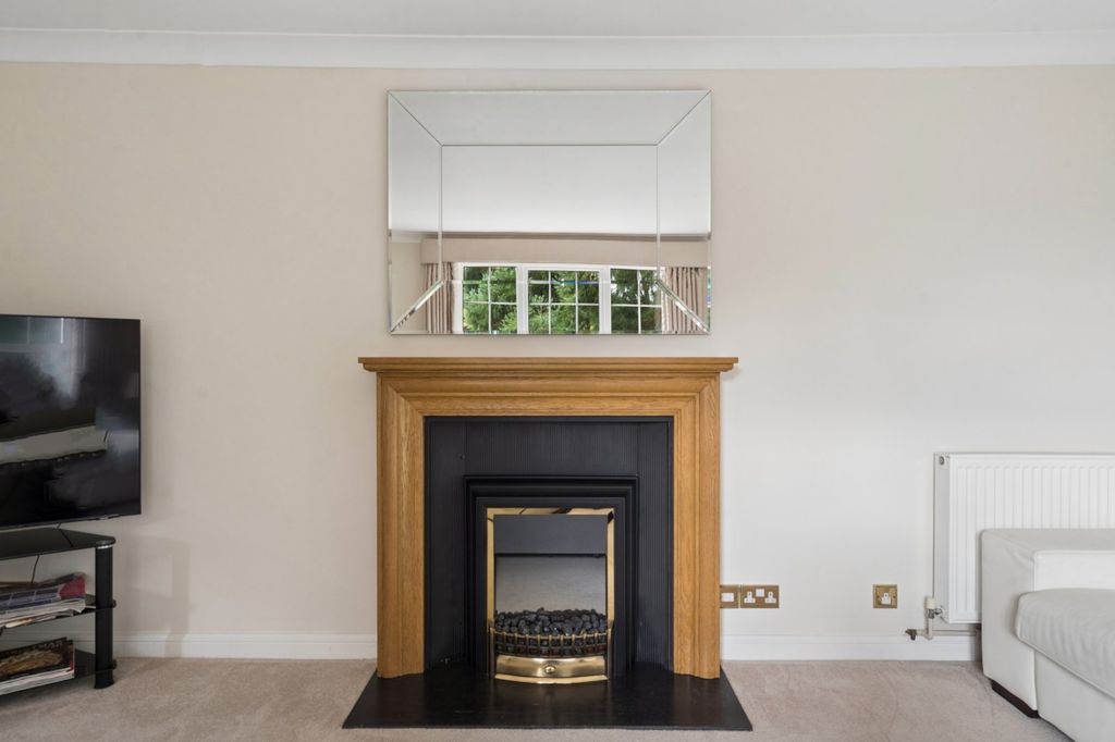 Property photo 3 of 14 Fire Place