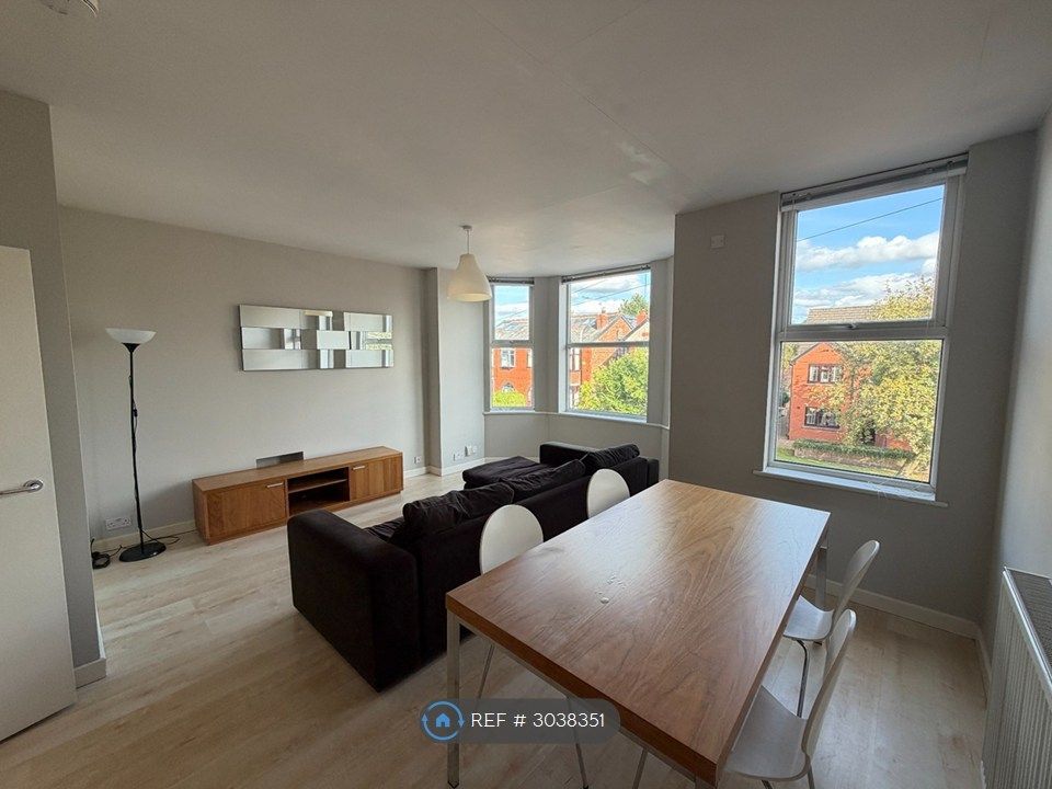 Property photo 2 of 7 Dining Area