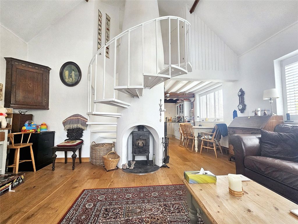 Property photo 1 of 26 Picture No. 14