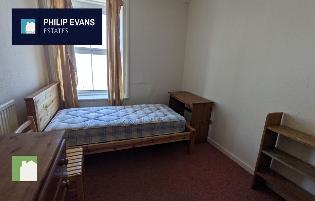 Property photo 2 of 2