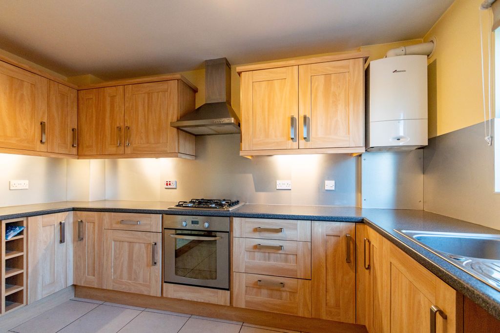 Property photo 3 of 11 Photo 11