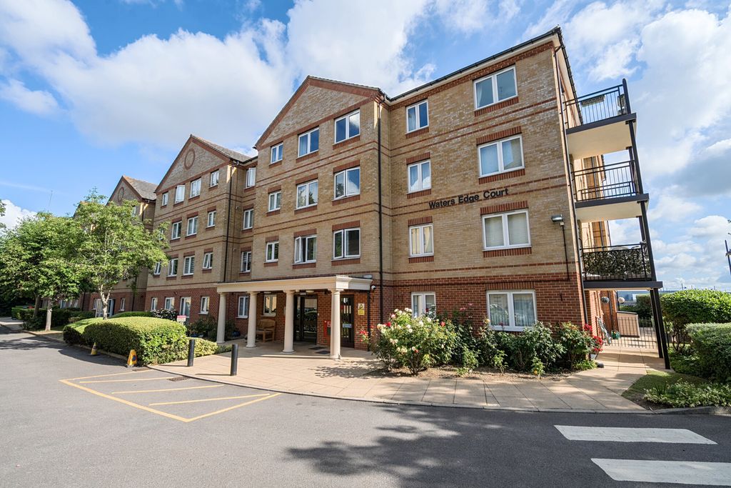 Property photo 1 of 17 1485706-29-6A44d4...