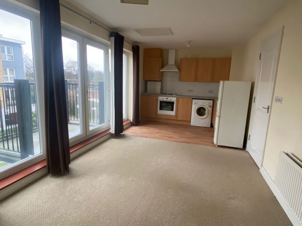Property photo 2 of 7 4526412