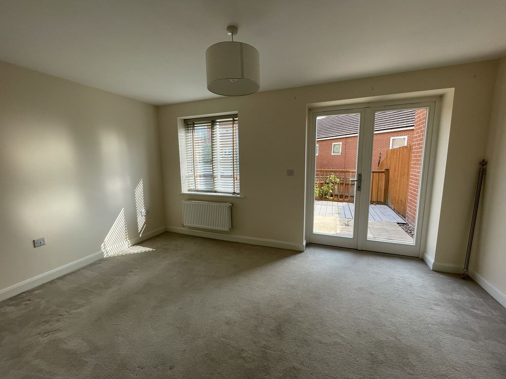 Property photo 2 of 7 Not Specified