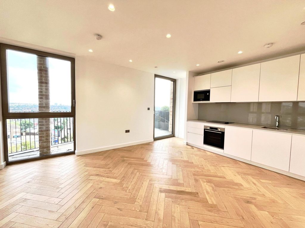 Property photo 2 of 10 Photo 4