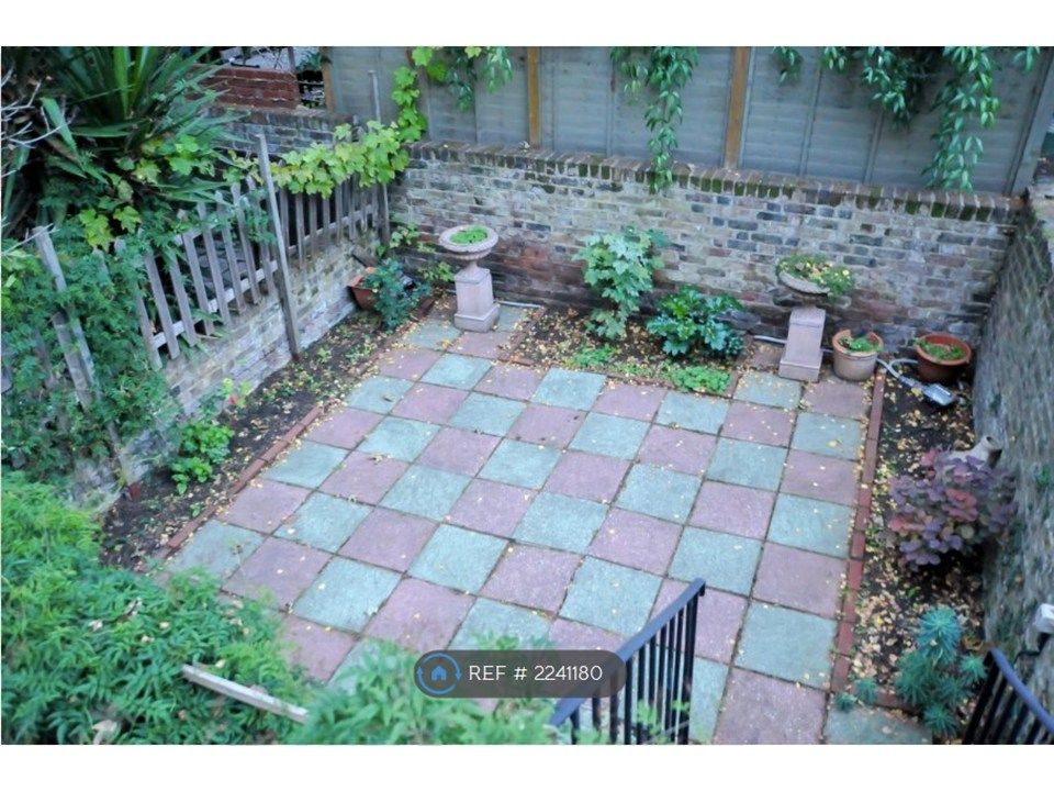 Property photo 3 of 10