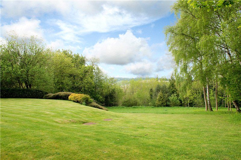 Property photo 2 of 10 Garden