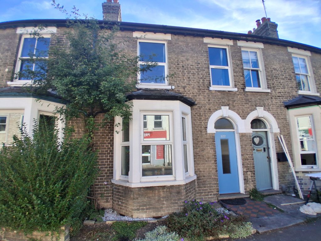 Property photo 1 of 5 Front