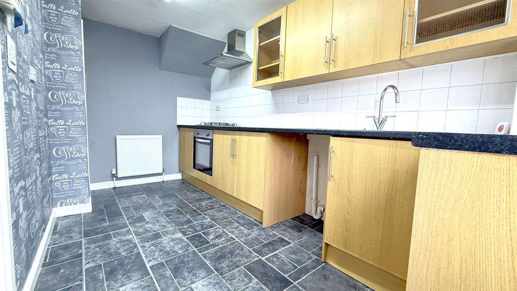 Property photo 3 of 14 6.Jpeg