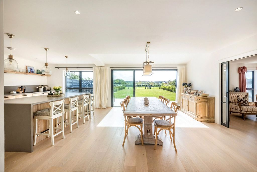 Property photo 2 of 23 Kitchen
