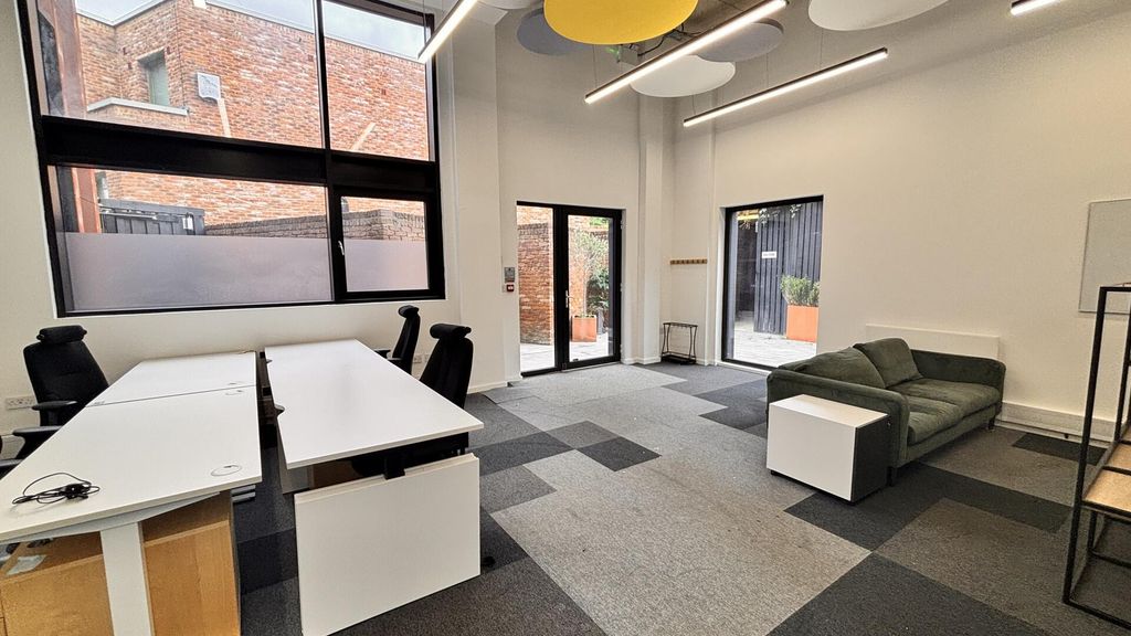 Property photo 3 of 11 Reception Room