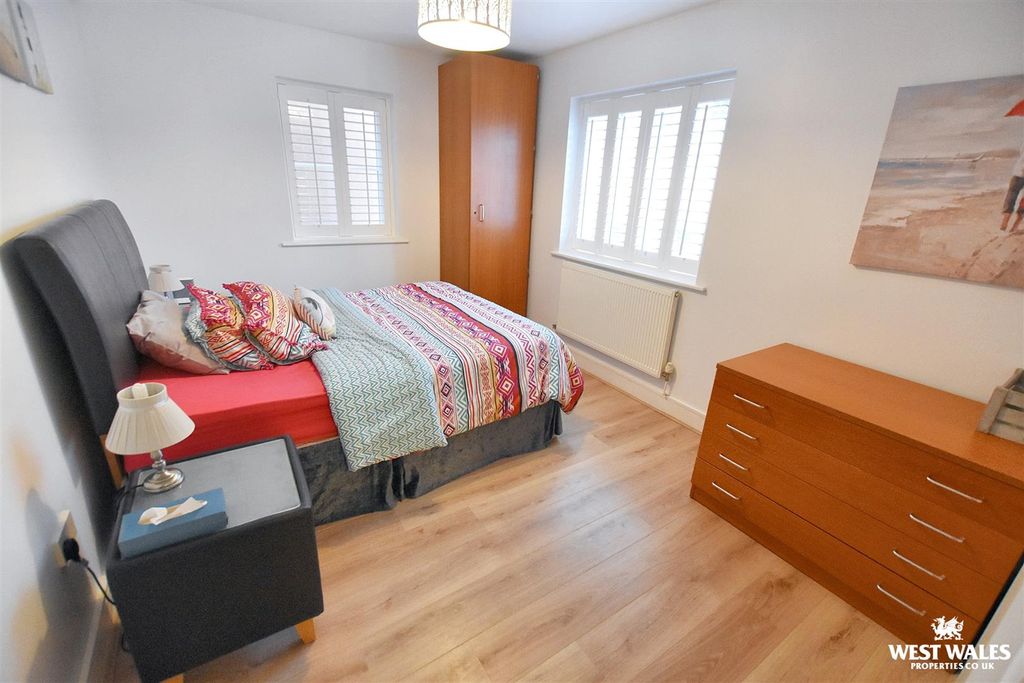 Additional image 4 of 2 bed flat for saleRhodewood House Apartments, St. Brides Hill, Saundersfoot SA69