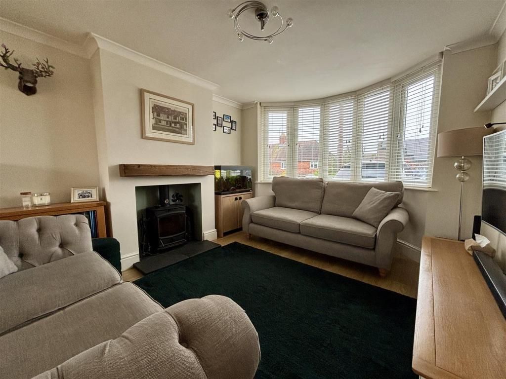 Property photo 2 of 16 Sitting Room