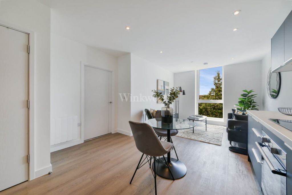 Property photo 1 of 10 Picture No. 04