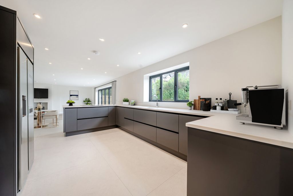 Property photo 3 of 34 Open Plan Kitchen / Dining / Family Room