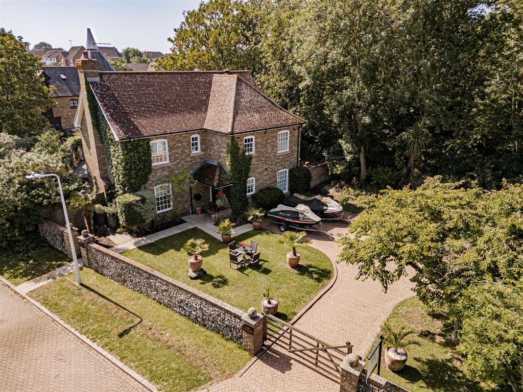 Property photo 1 of 41 L J Imaging-13.Jpg