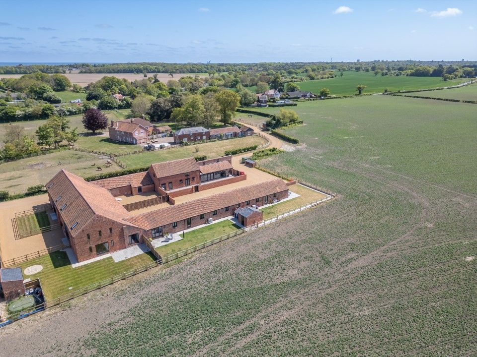 Property photo 1 of 25 Dji_0555