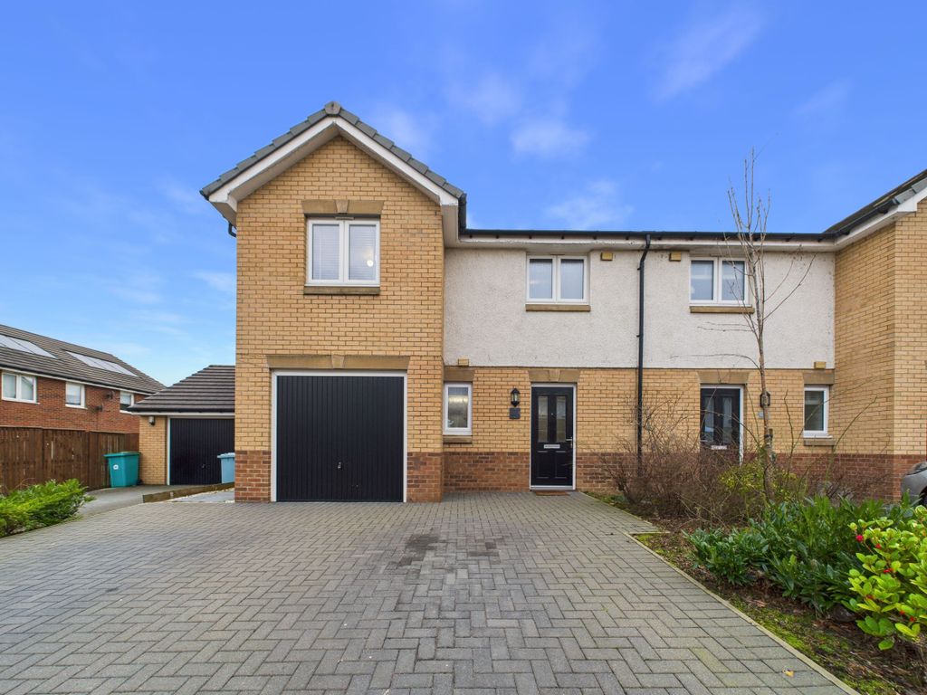 Property photo 1 of 25