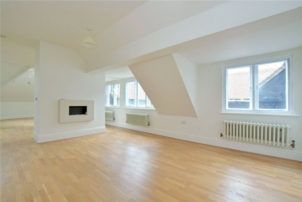 Additional image 5 of 2 bed flat to rentKingswood Mansions, 15 Newton Park Place, Chislehurst BR7