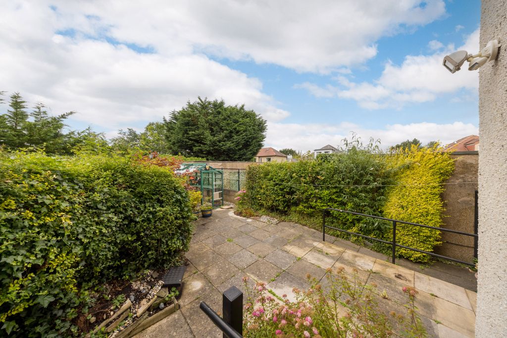Property photo 2 of 17 80017 Hailesavenue 030