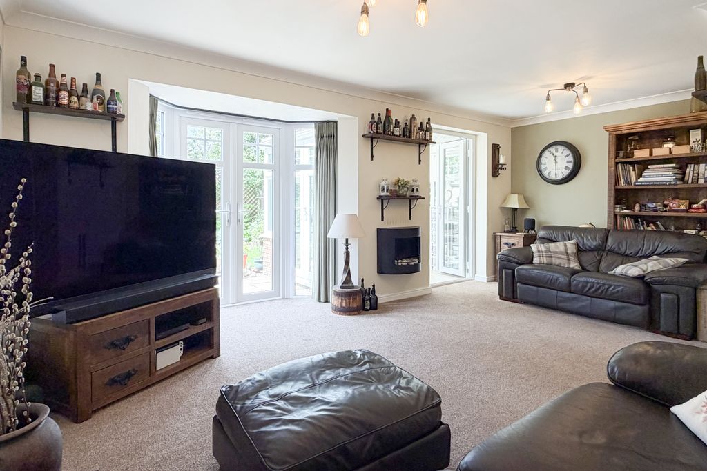 Property photo 2 of 18 2