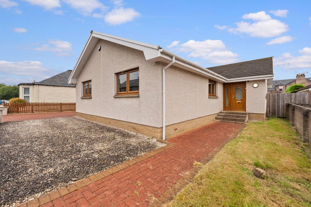 Property photo 1 of 26