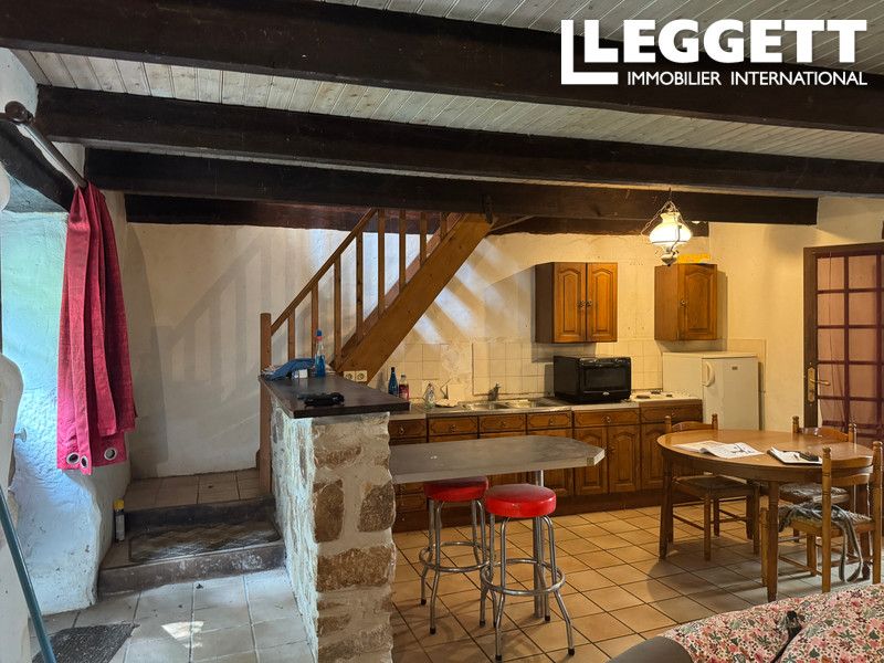 Property photo 2 of 10