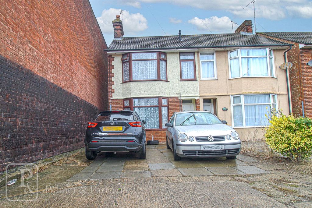 Property photo 1 of 13 Front Cover