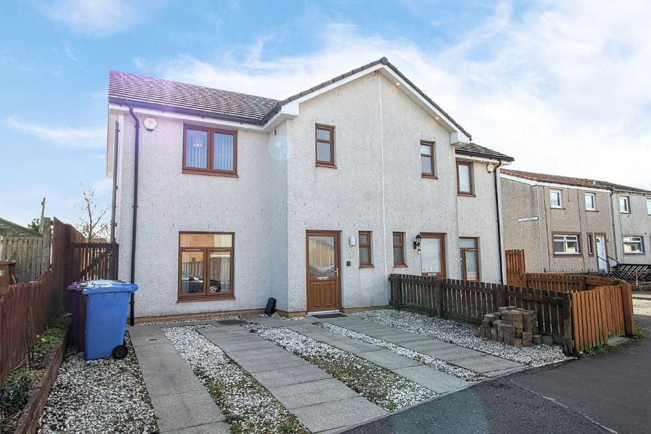 Property photo 1 of 19 External Front