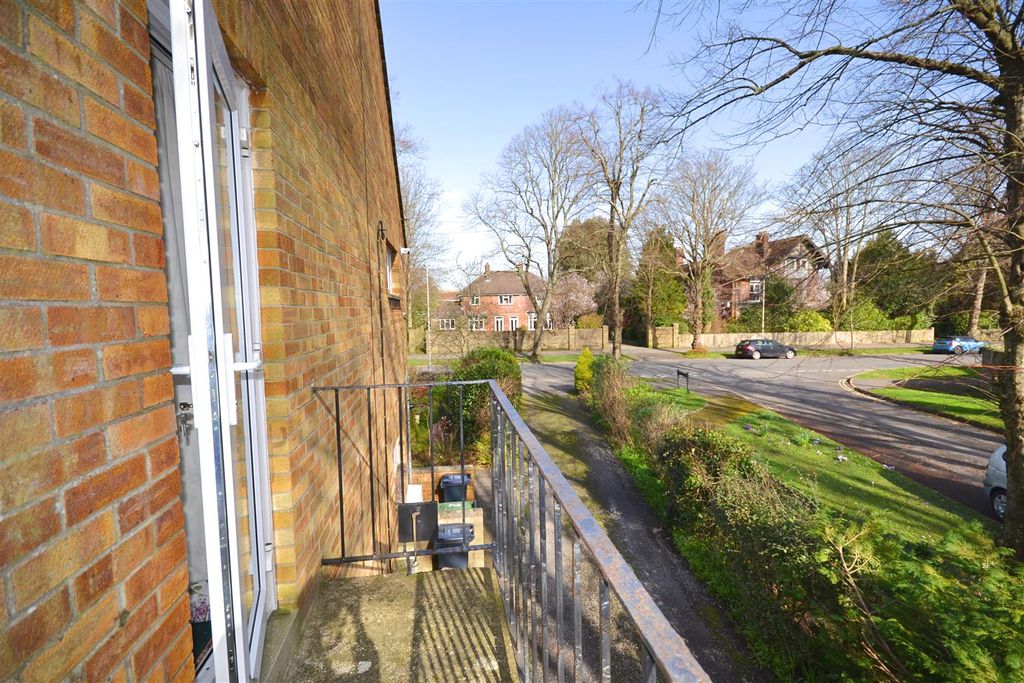 Property photo 3 of 20 21 (14).Png