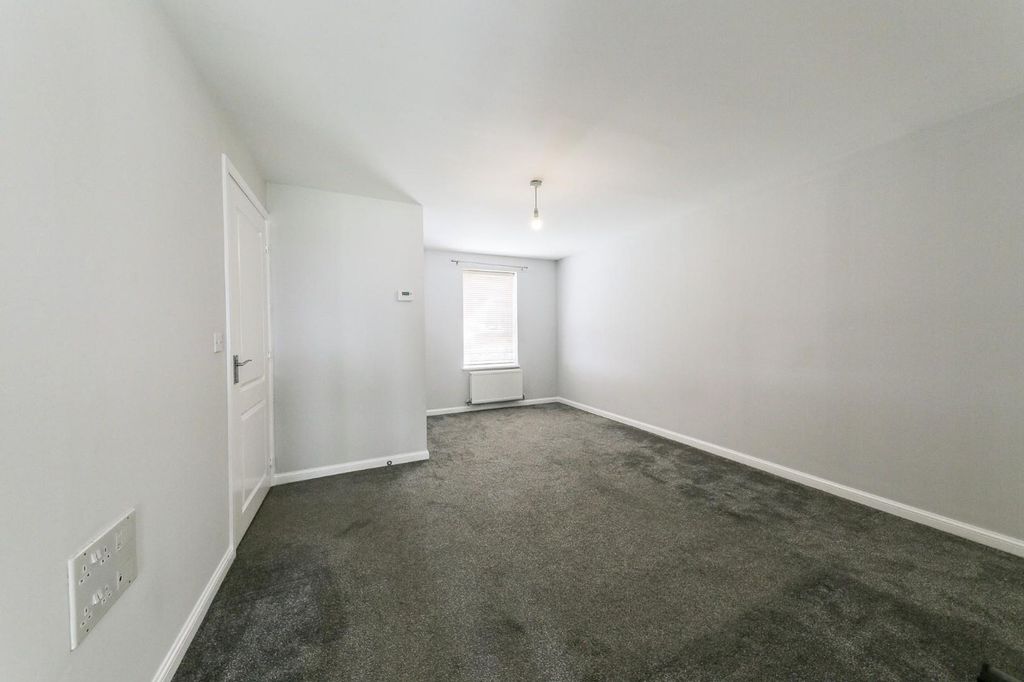 Property photo 2 of 12 Living Room