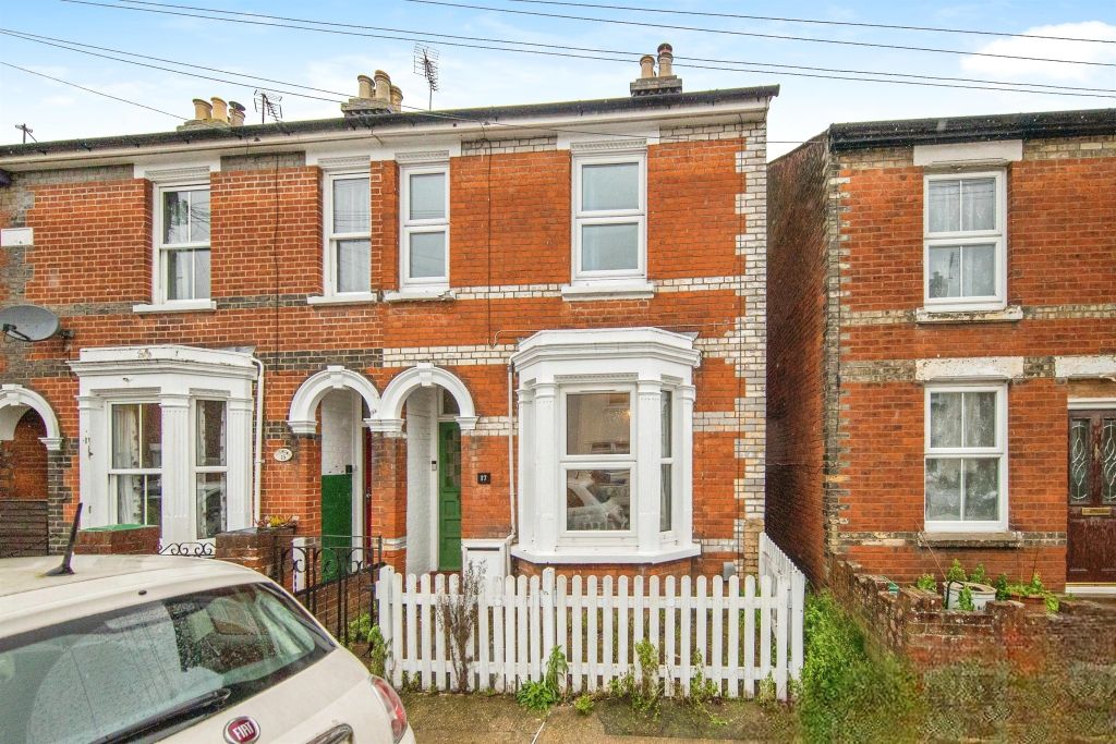 Property photo 1 of 12