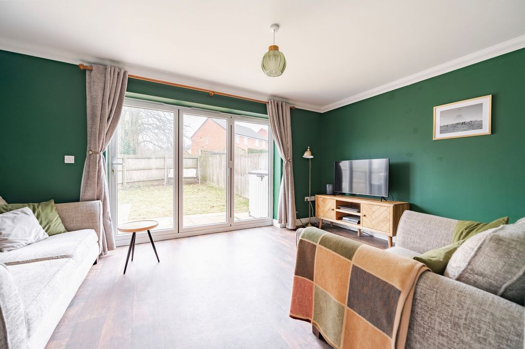 Property photo 3 of 18