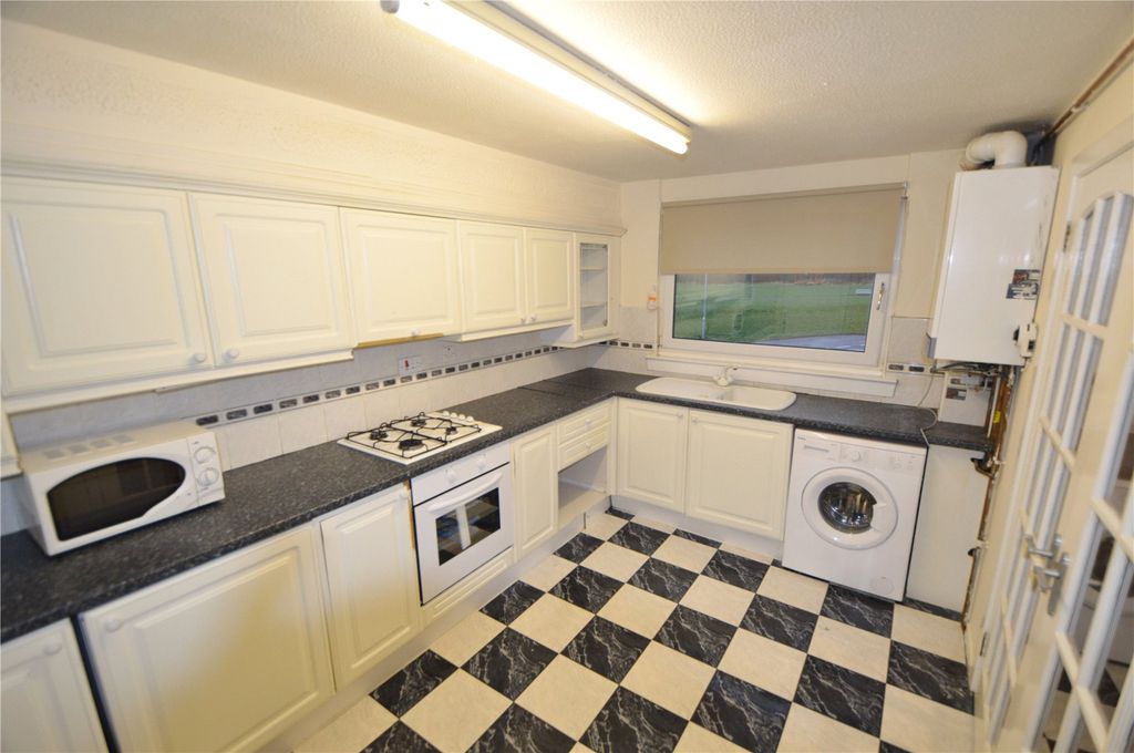 Property photo 3 of 6 Picture No. 06
