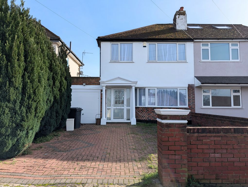 Property photo 1 of 19 3 Bed Semi Detached House