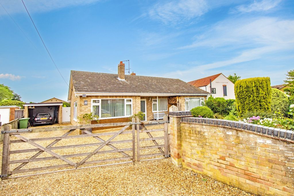 Property photo 1 of 18 4301662