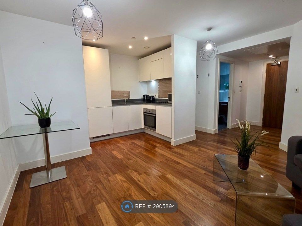 Property photo 1 of 28