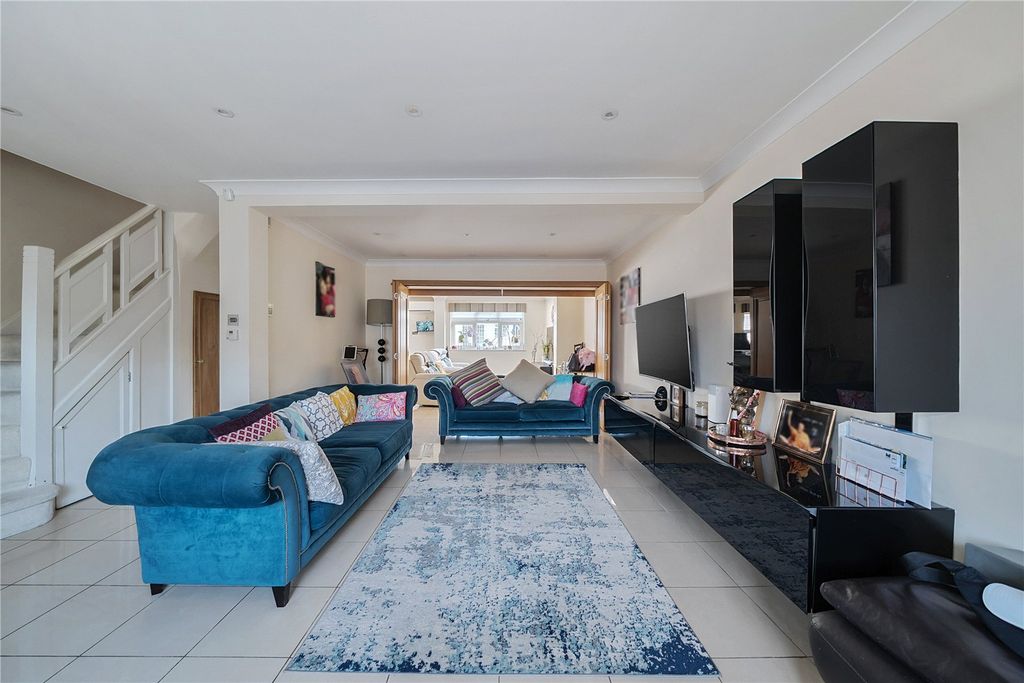 Property photo 2 of 22 Picture No. 14