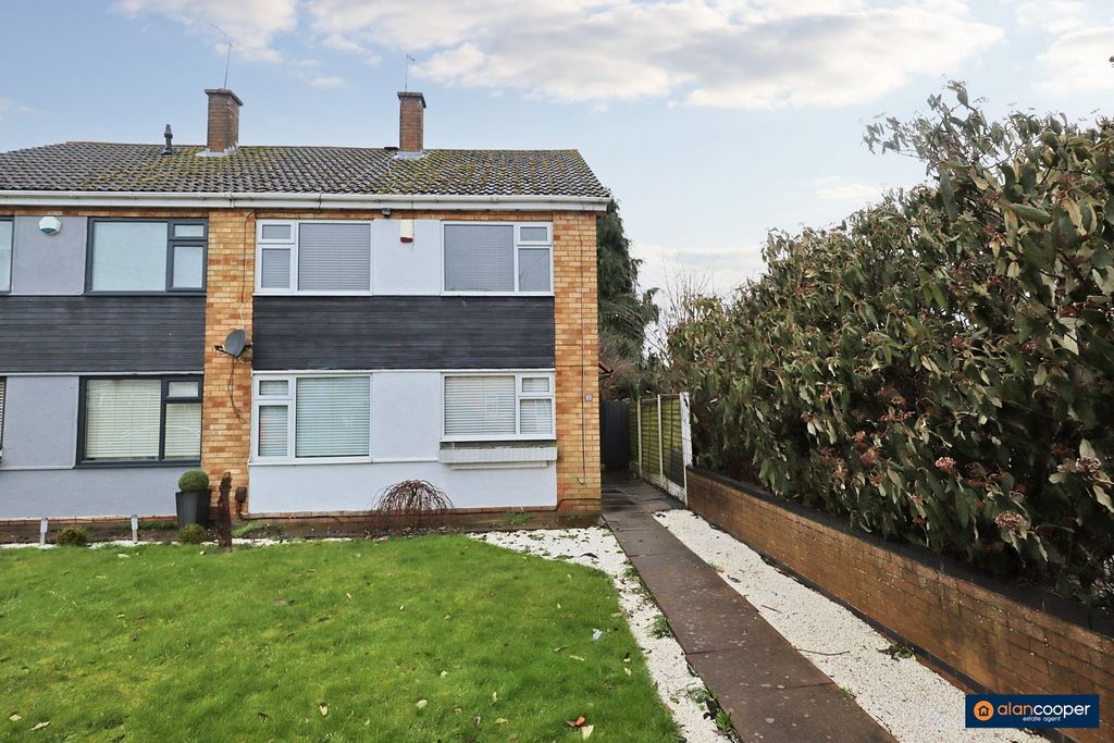 Property photo 1 of 34 3896213