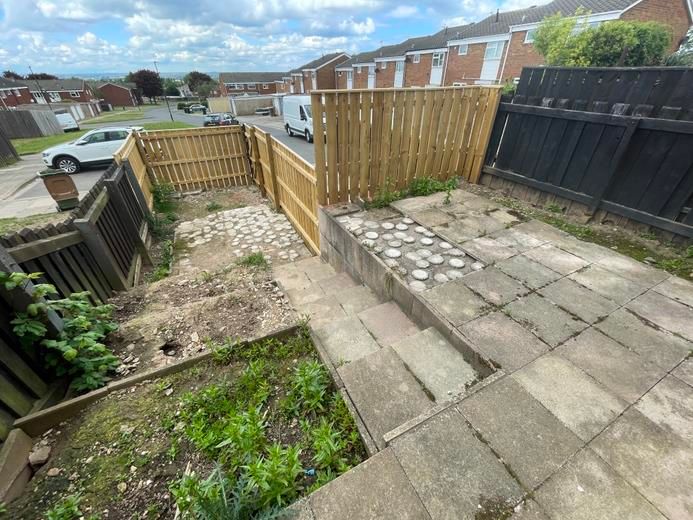 Property photo 2 of 3 Garden