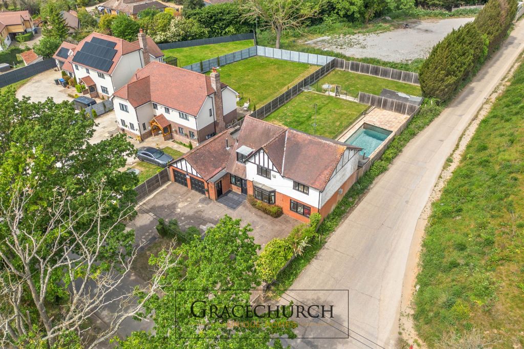 Property photo 1 of 31 4 Bedroom Detached Home For Sale