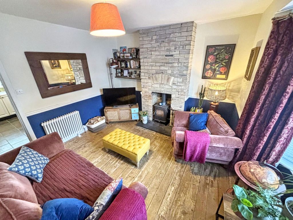 Property photo 3 of 19