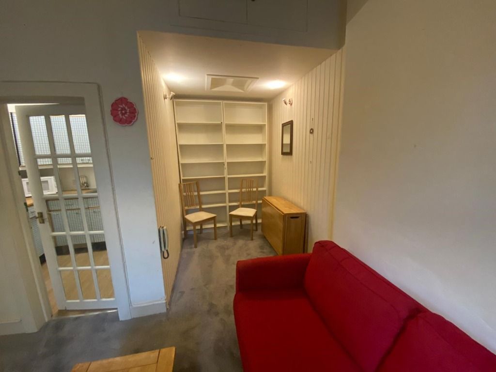 Property photo 3 of 10 Photo 3