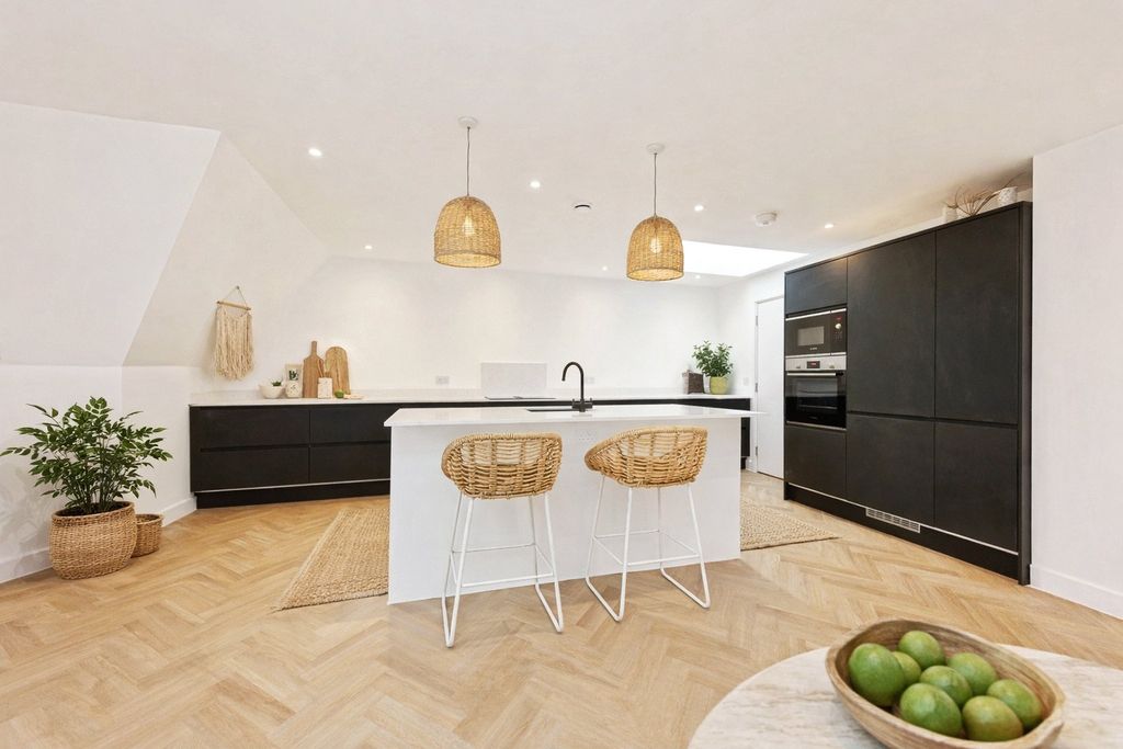 Property photo 1 of 9 Picture No. 26